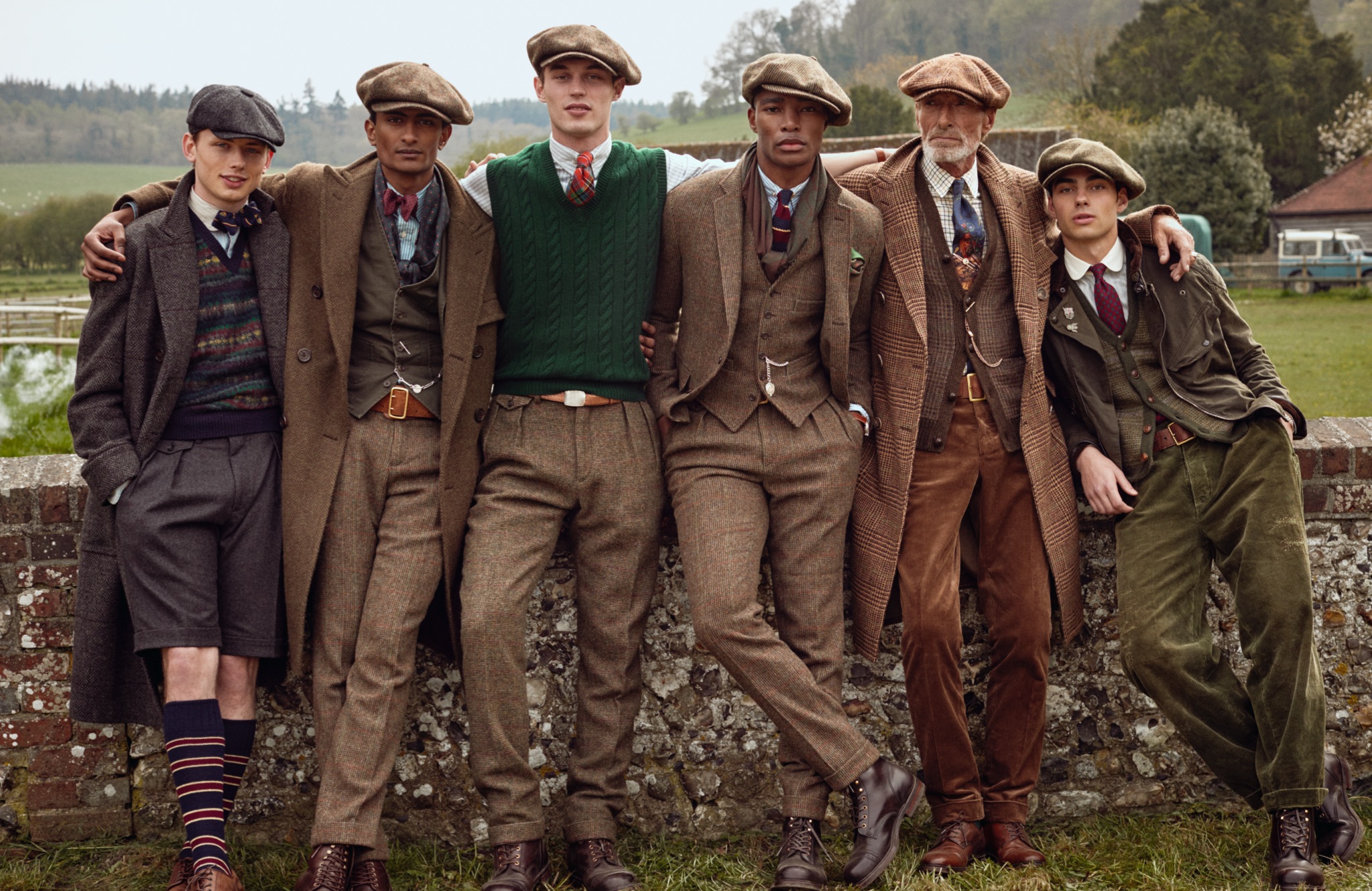 <strong>CROSS COUNTRY </strong><br/><span>The current collection of Polo Originals uses tweed as texture, creating a look that is drawn from classic menswear but combined with unexpected pieces of workwear - a twill vest, mended cords, cap-toe boots, and double-pronged belts</span><br/><rlmag_link href="https://www.ralphlauren.global/dz/en/search?cgid=brands-prl-ties-and-tweed-cg"><button class="shop-collection">Shop the Story</button></rlmag_link>